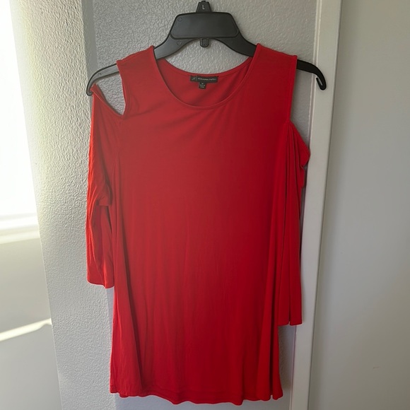 Adrianna Papell Red Cold Shoulder Sleeve Blouse - Picture 1 of 3